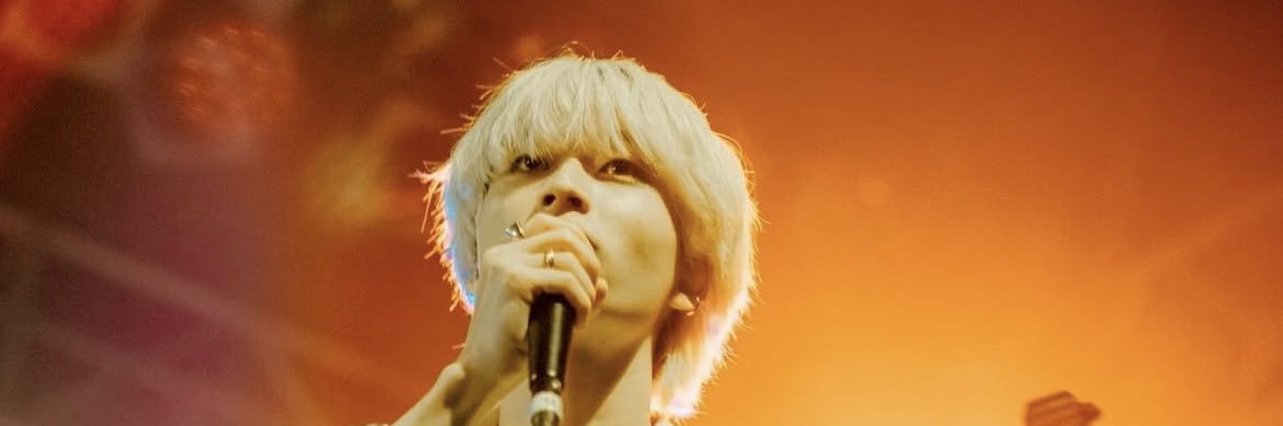 y__12_74's profile banner image