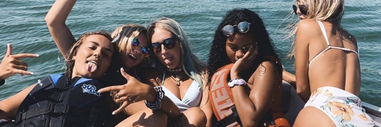 taylorrrloft's profile banner image