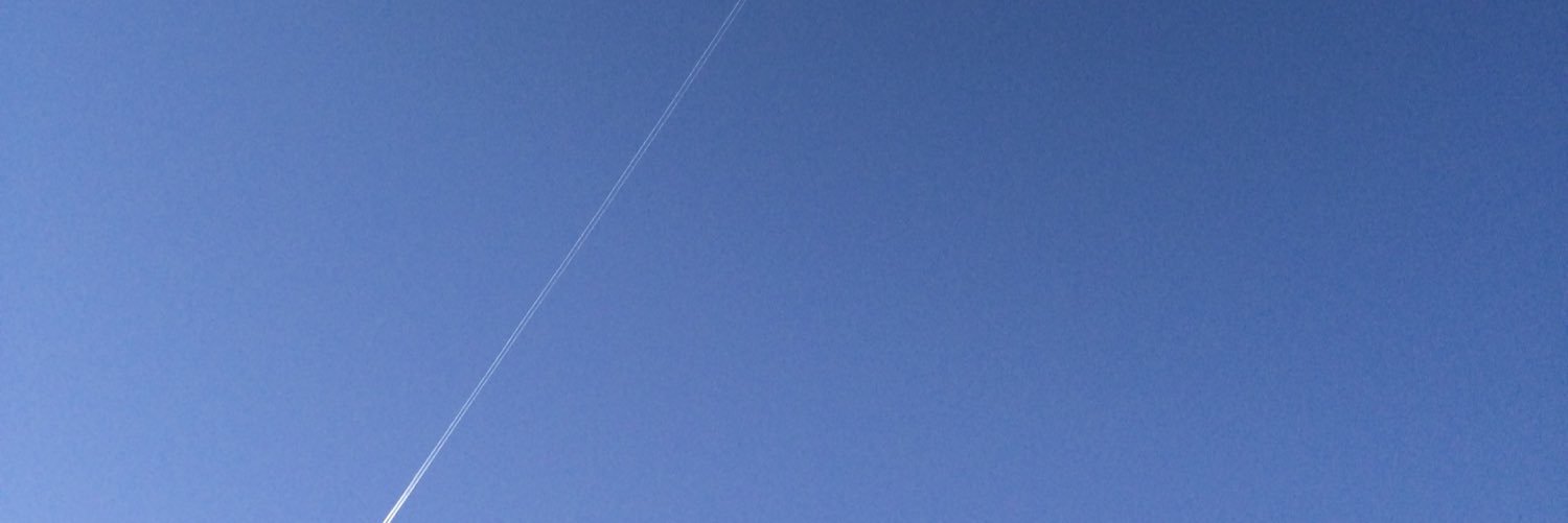 oueaae's profile banner image