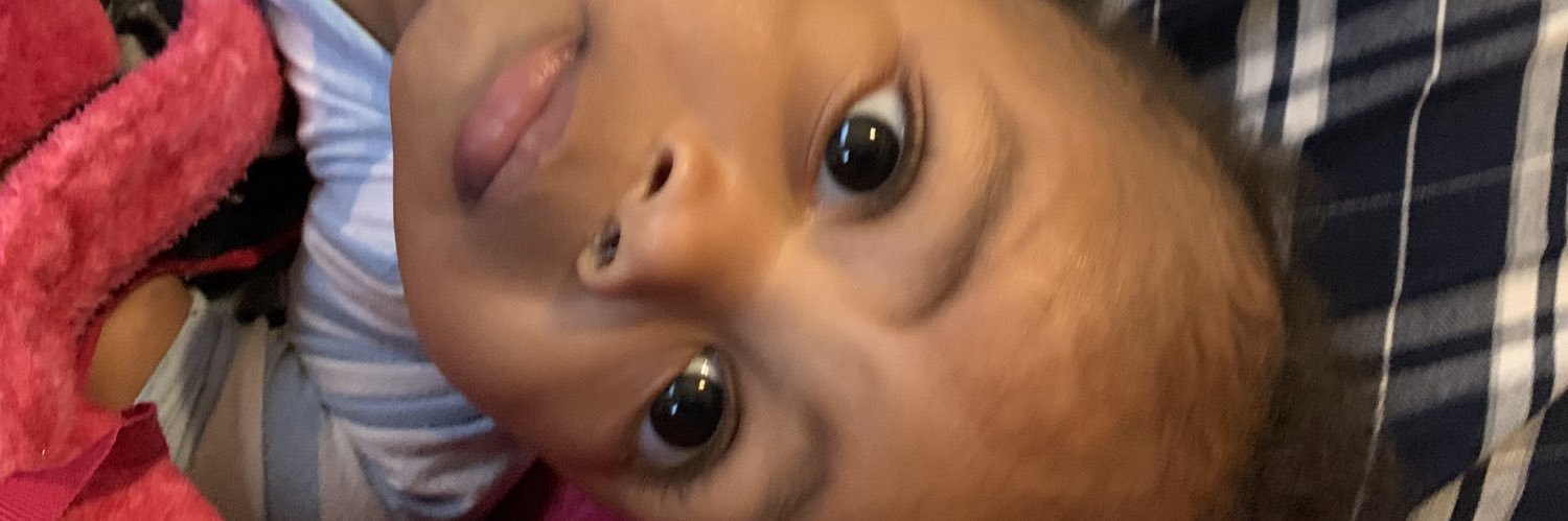 qui_danielle's profile banner image