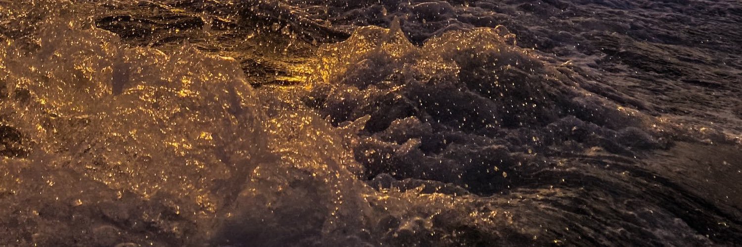 missmumbua's profile banner image