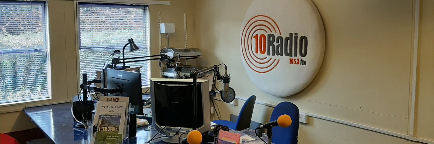 10RadioCIC's profile banner image