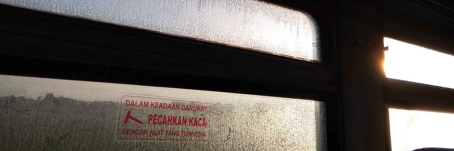 yurianggraini's profile banner image