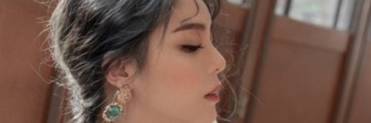 queenaileee's profile banner image