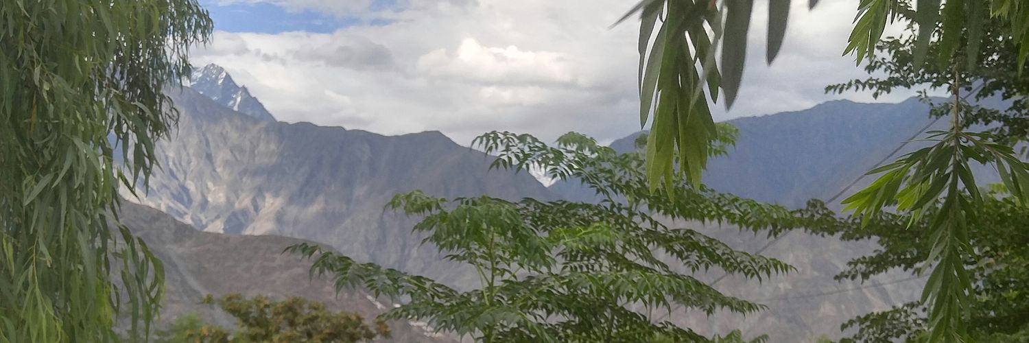 AtiyaNoreen's profile banner image