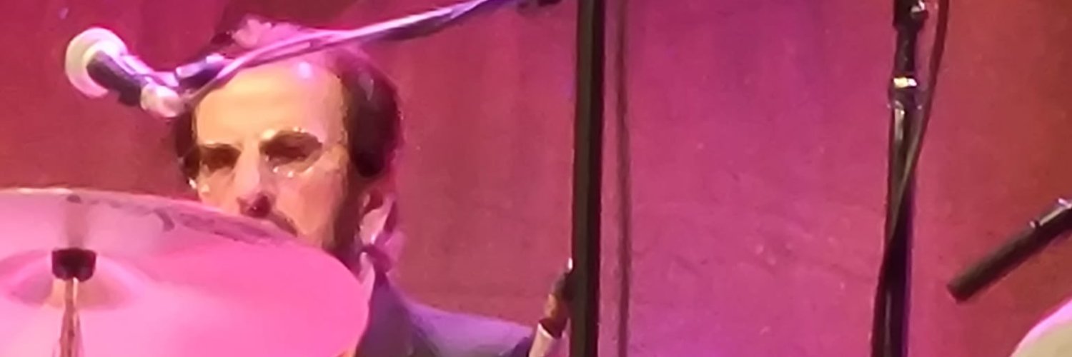 sandiblue's profile banner image