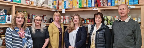 chat_mid Profile Banner