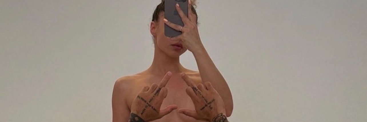 QueenLizX3's profile banner image