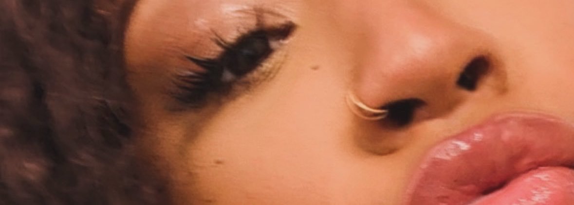 taaayloorm's profile banner image