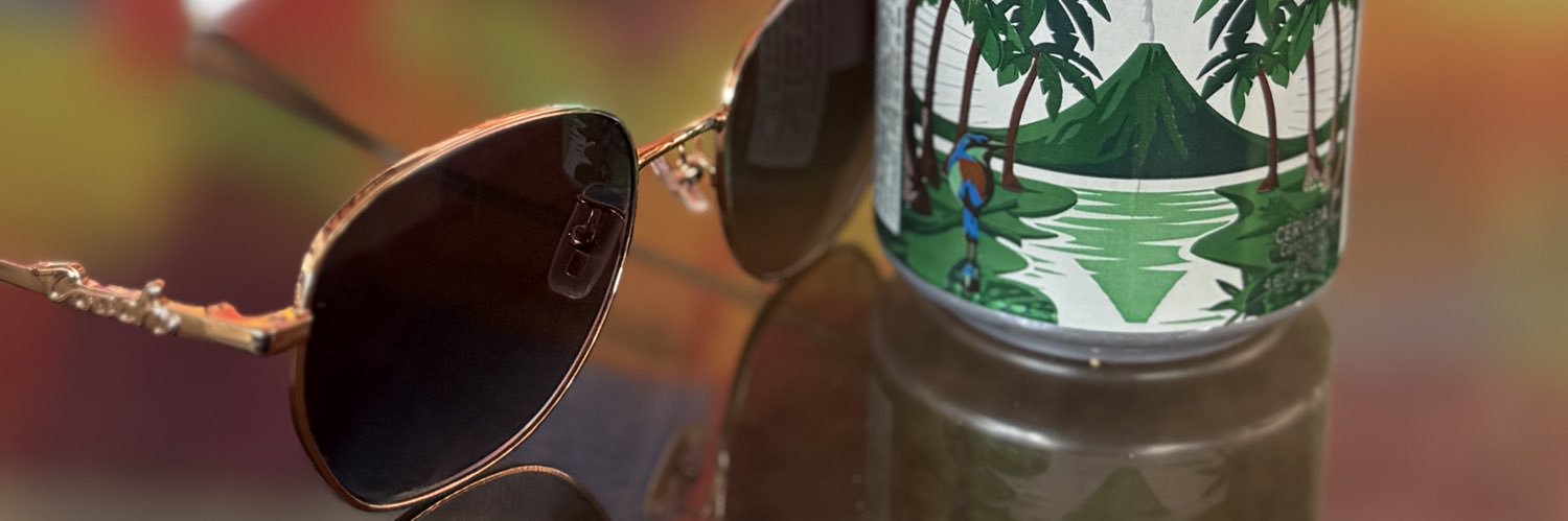Hallieeer's profile banner image