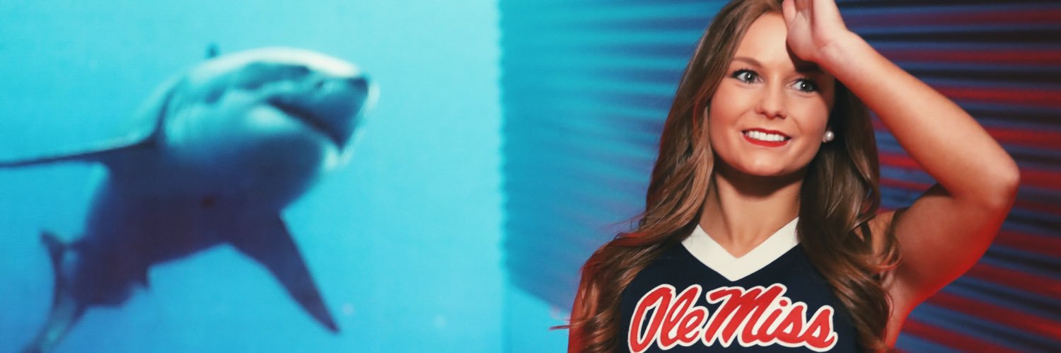 carleehopping's profile banner image