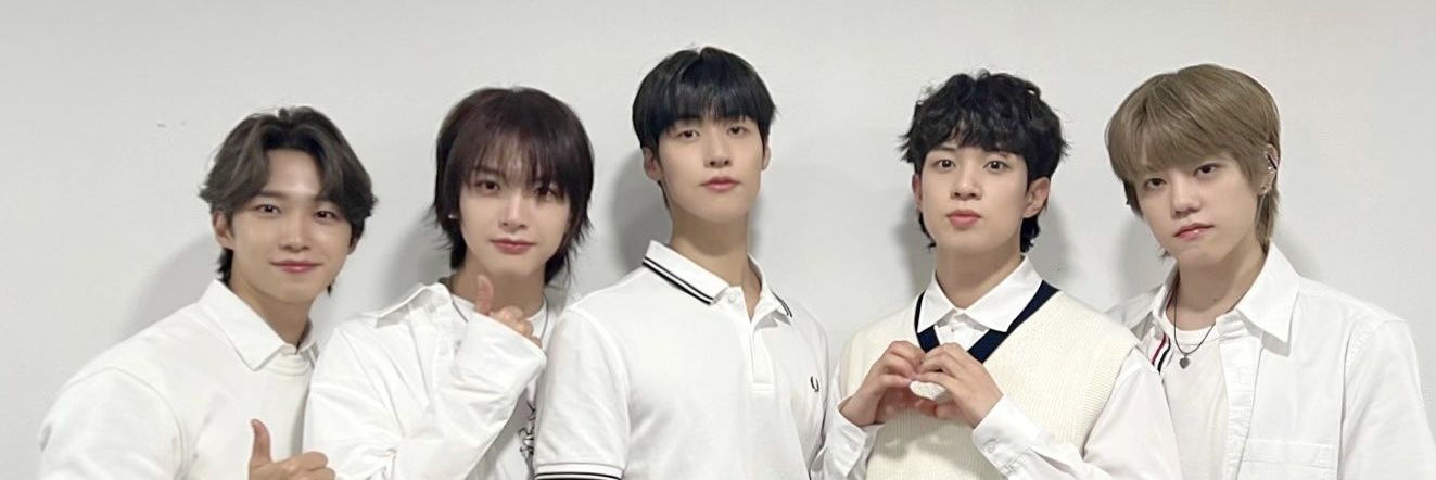 ing7412's profile banner image