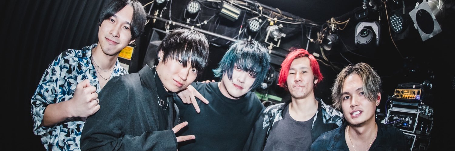 tari_39's profile banner image