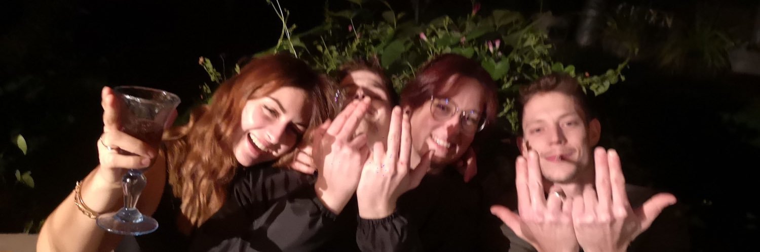 Chloemgn_'s profile banner image
