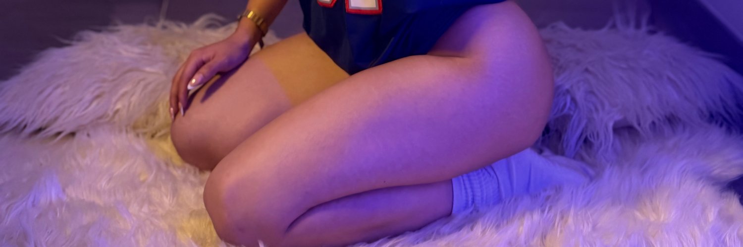 AnaisEnPrivee's profile banner image