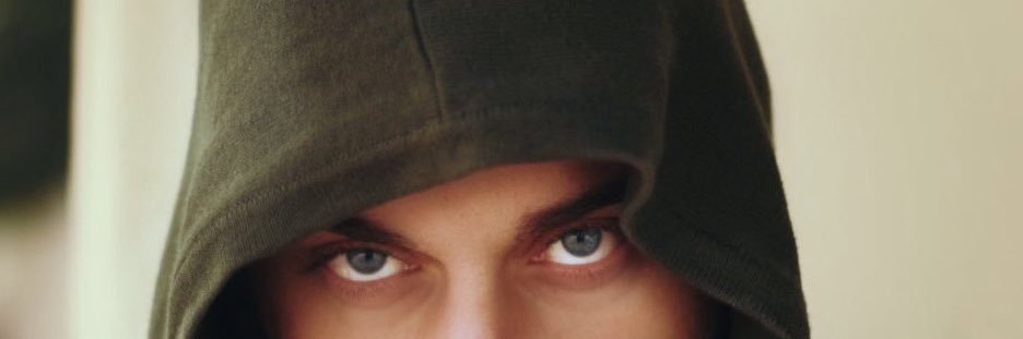 AdrianMrtz's profile banner image