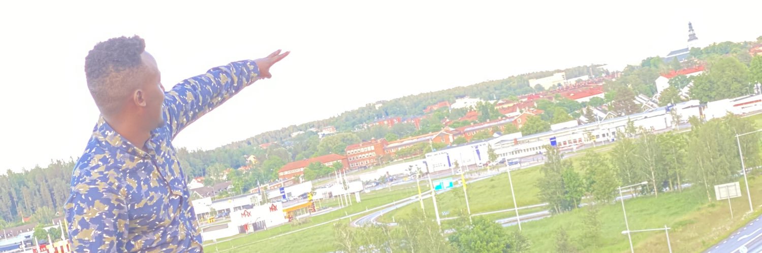 nuurc18's profile banner image