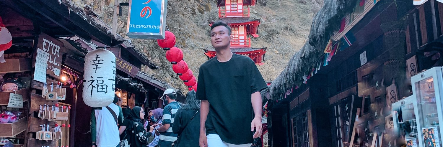 artmokoo's profile banner image