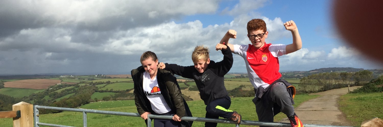 Claretmarc's profile banner image