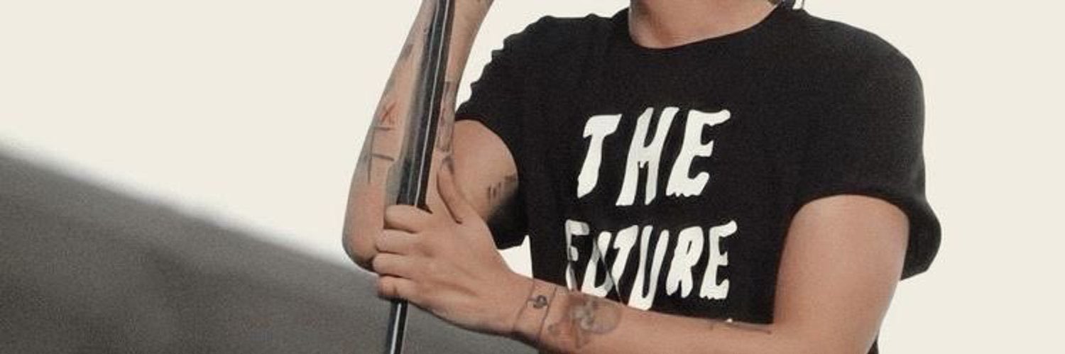 lwtfender's profile banner image