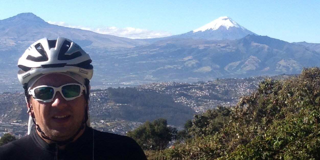 cespinosaj's profile banner image