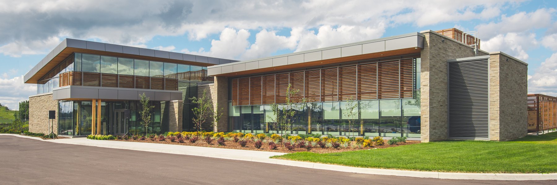 HalwellMutual's profile banner image