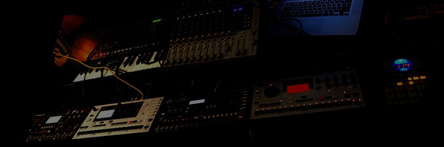 DamVoyage's profile banner image