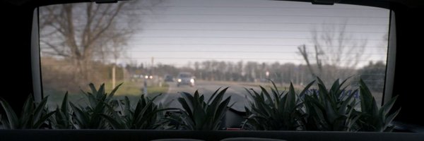 IsaBalado Profile Banner