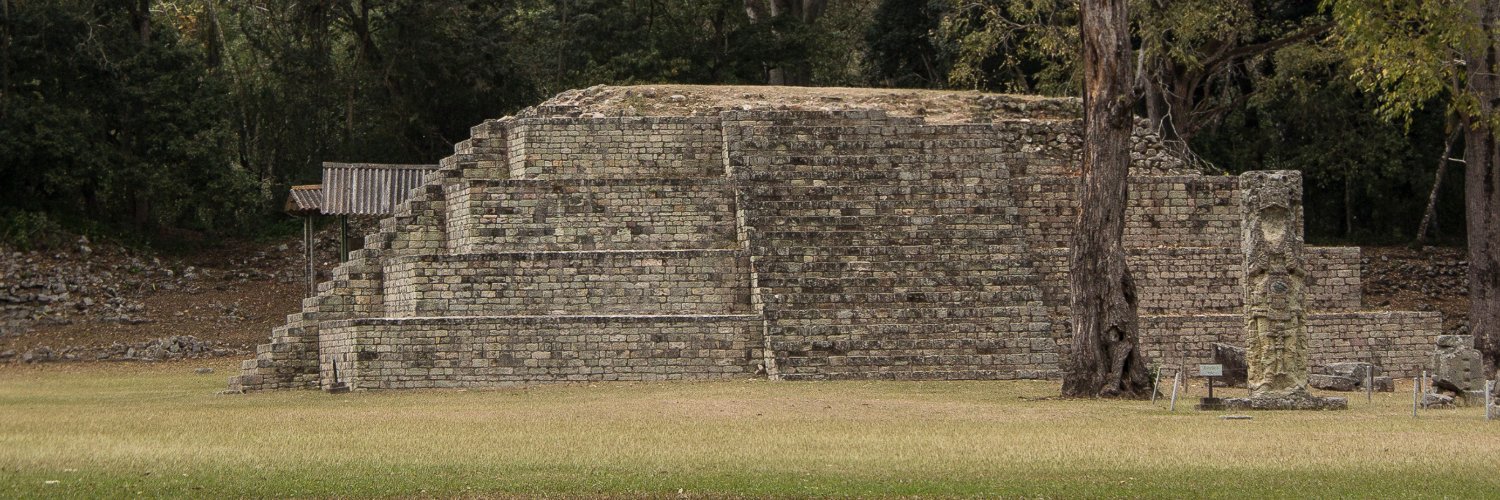 iCatracho's profile banner image