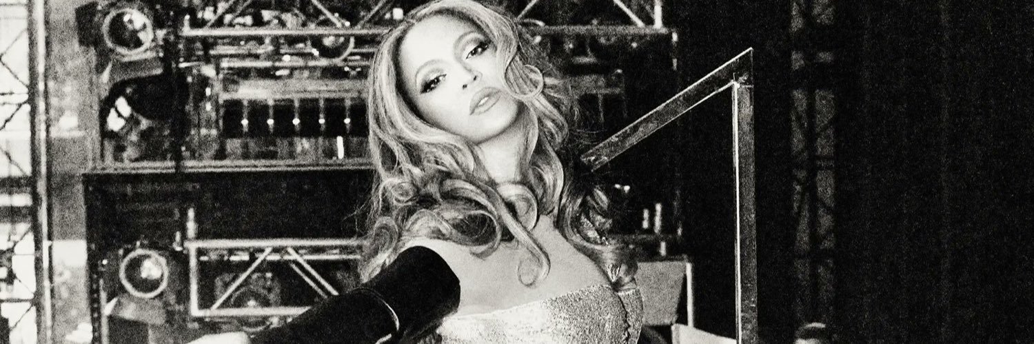 Hayah_R's profile banner image