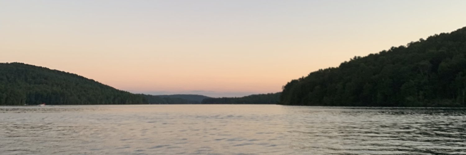 elli_utterback's profile banner image