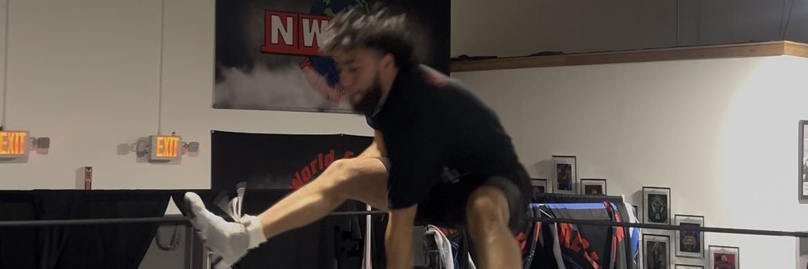 ItsMikeyVargas's profile banner image