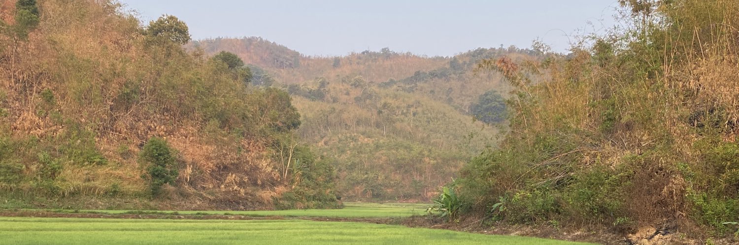 mẫn Chi banner