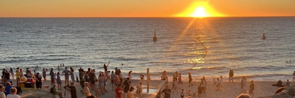 monnnngirl's profile banner image