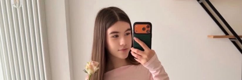 smilegodd's profile banner image