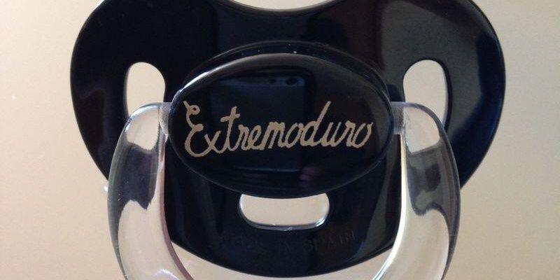 Laurabodes's profile banner image