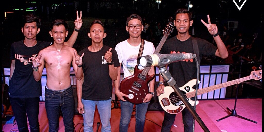 11DEC official banner