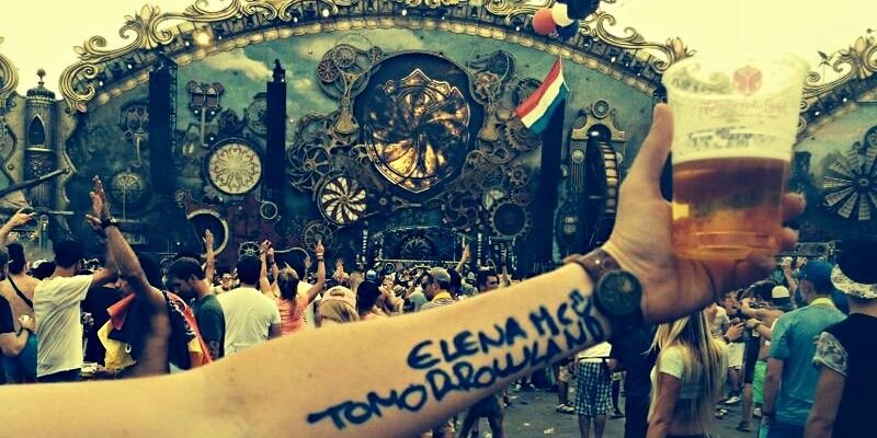 Helen_regae's profile banner image