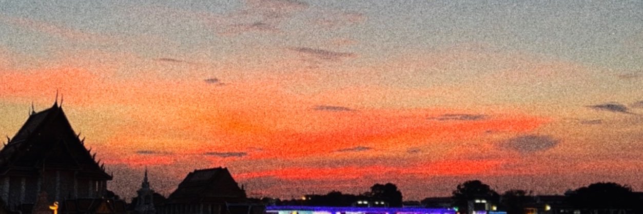 บี๋ banner
