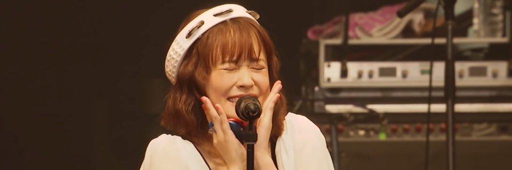 221_twinkle's profile banner image