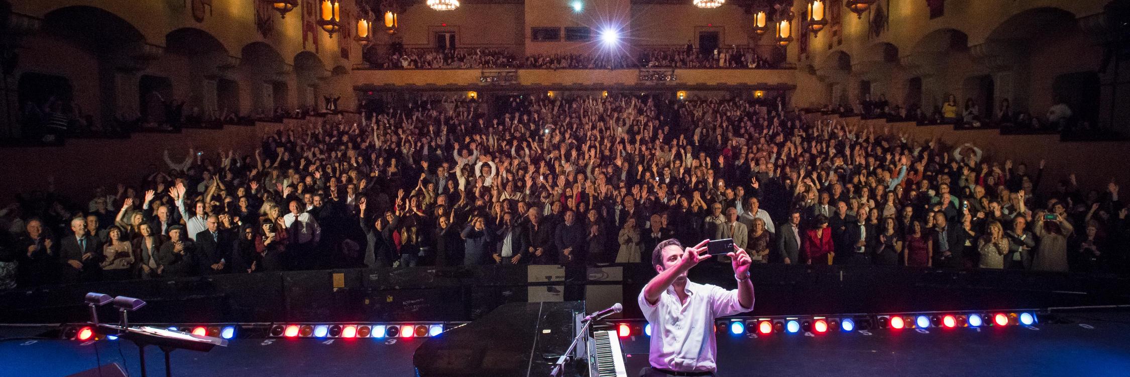 Guy Manoukian banner