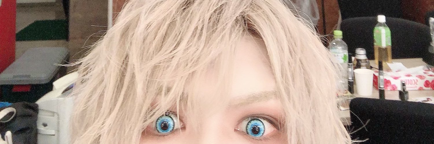 mx_______2's profile banner image
