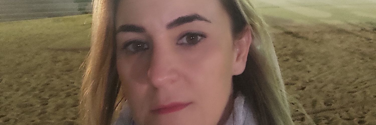 lydia_luque's profile banner image