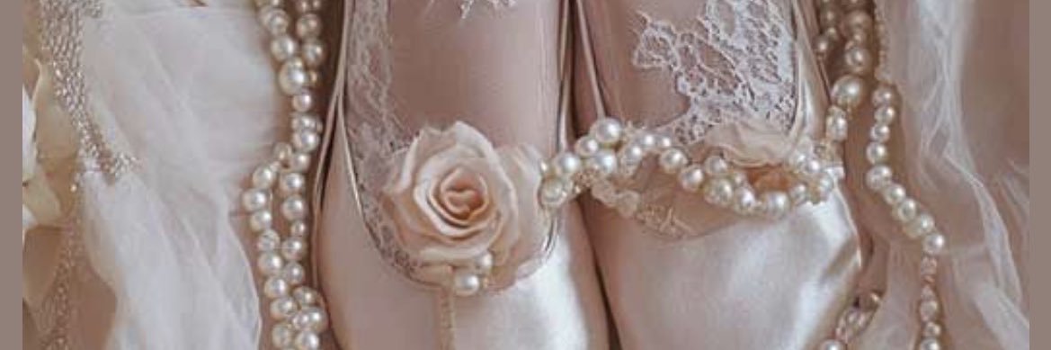 Elizabeth🩰🦢 banner