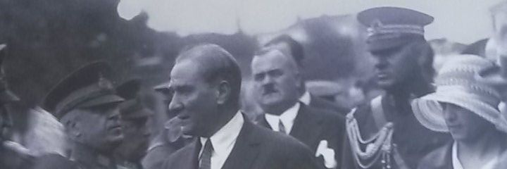 somoglu's profile banner image