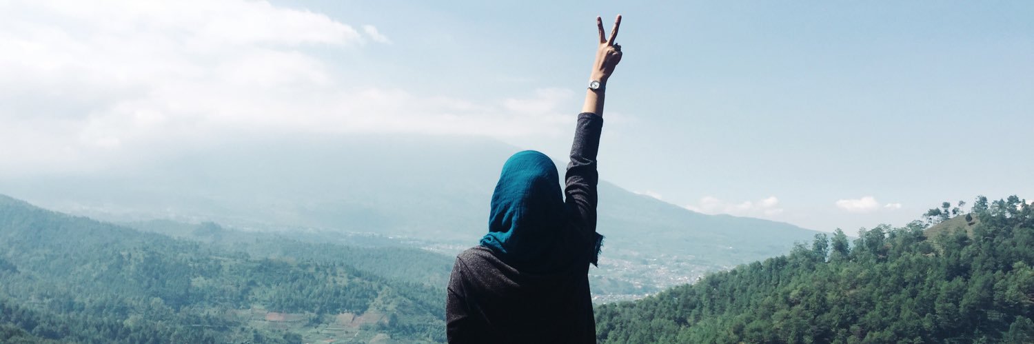 niknadia's profile banner image