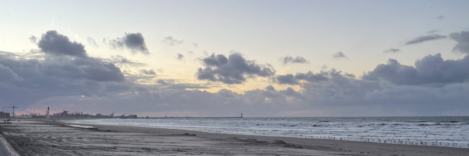 ConstanceBey's profile banner image