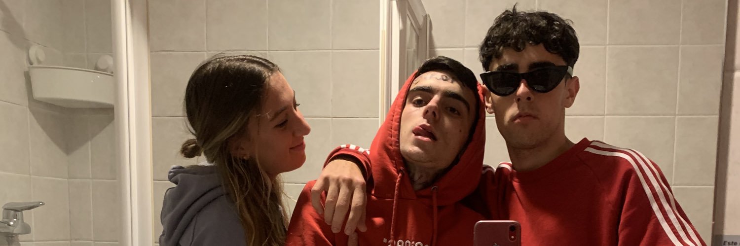 daniesca_'s profile banner image