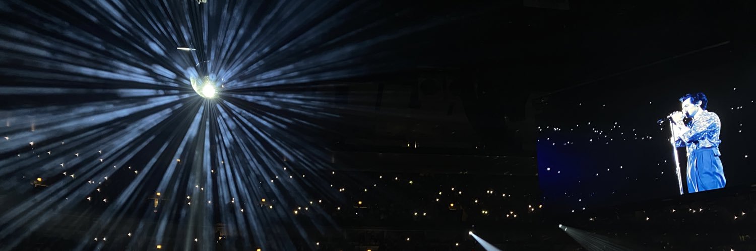 chlo (taylor’s version) banner