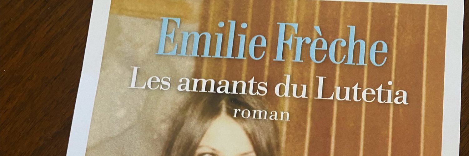Emilie Frèche Profile Banner